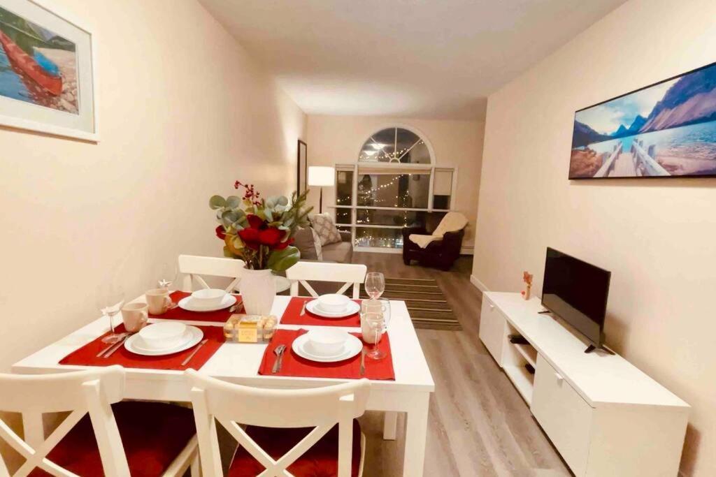 Unit #301 Mountain View 1Br In Canmore Down Town Bagian luar foto